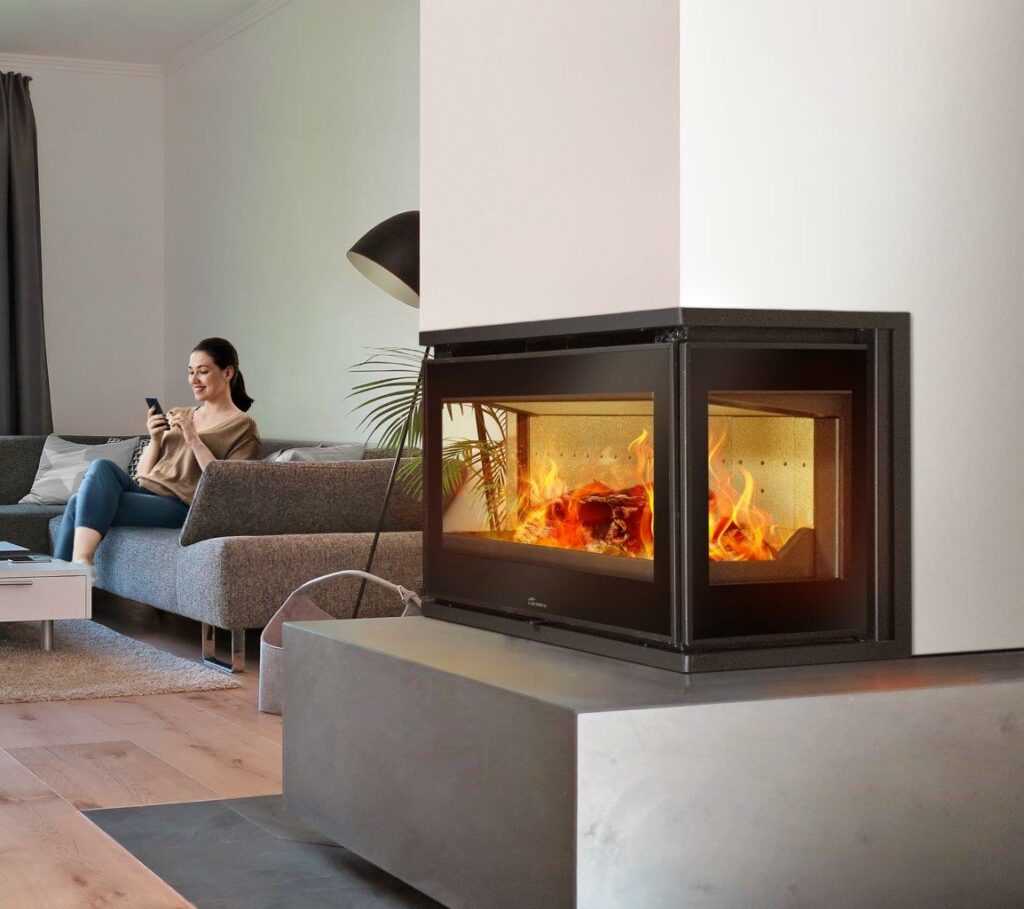 Lacunza Adour Ambiente Chica fireplace