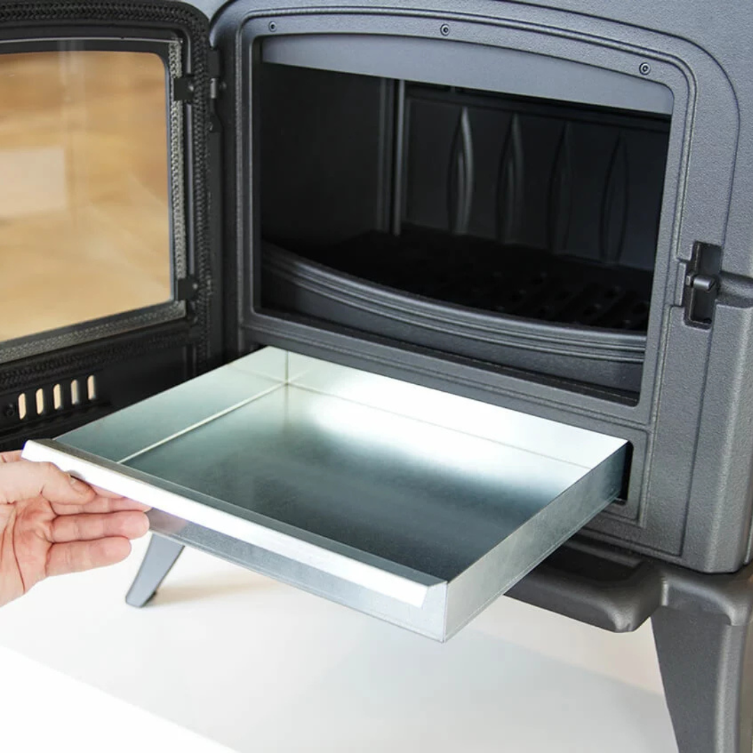 Kratki K7 wood burning stove with ash drawer