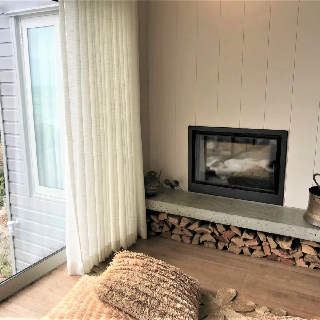 Kratki Arke 80 built in fireplace shown in a contemporary living space