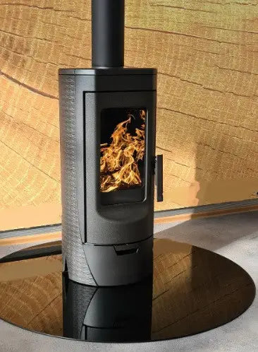 Plamen Tara freestanding wood fireplace, front view
