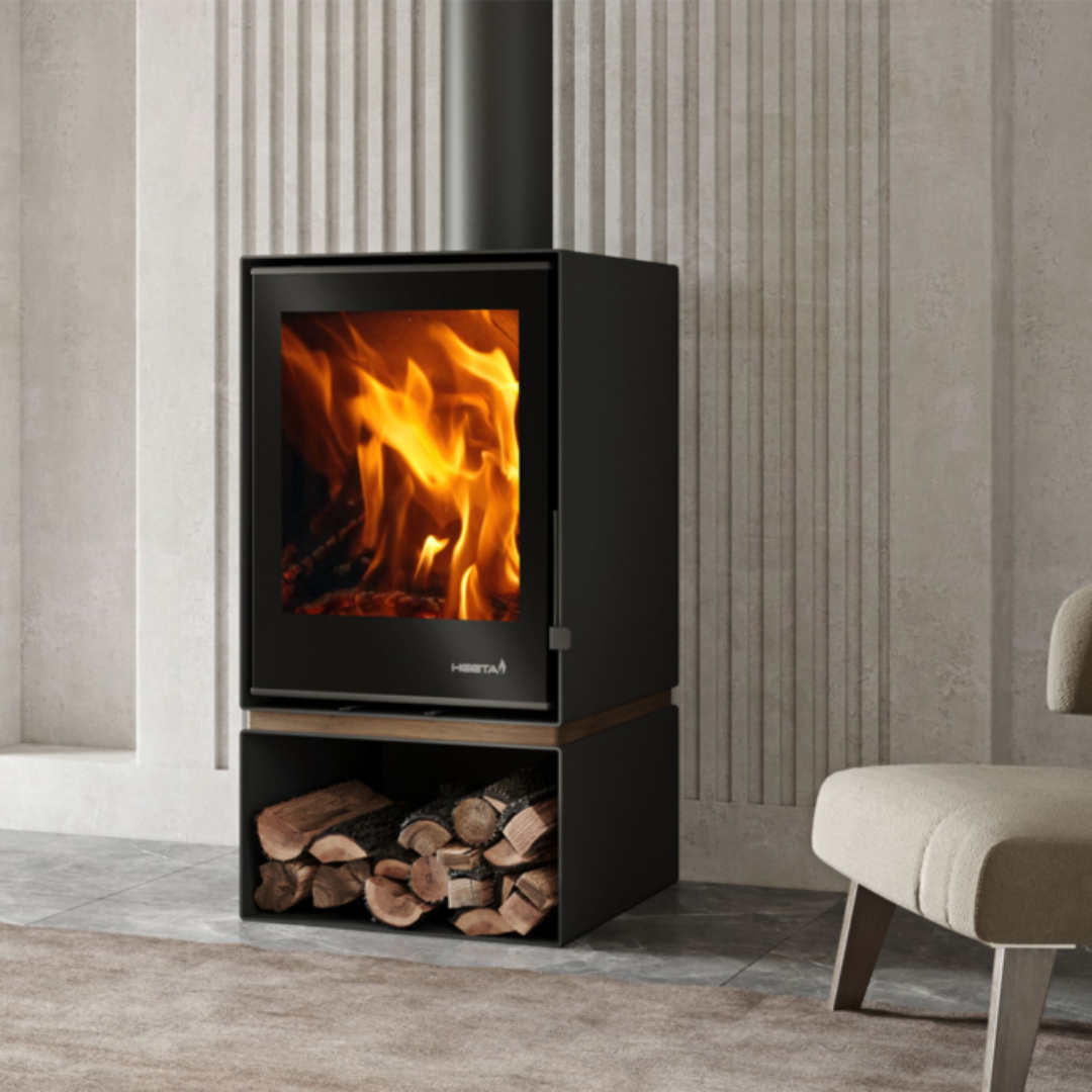 SAfire Heeta 500 Oakley log base fireplace lifestyle view