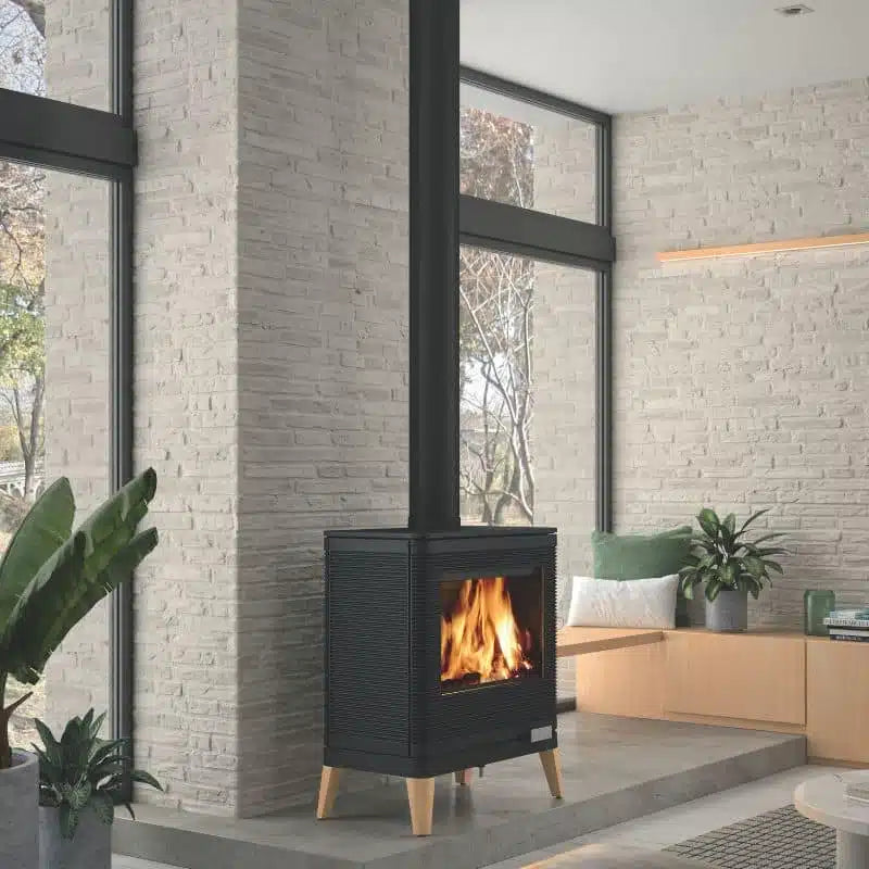 Hydro Fire Invicta Kazan Zen Freestanding Fireplace